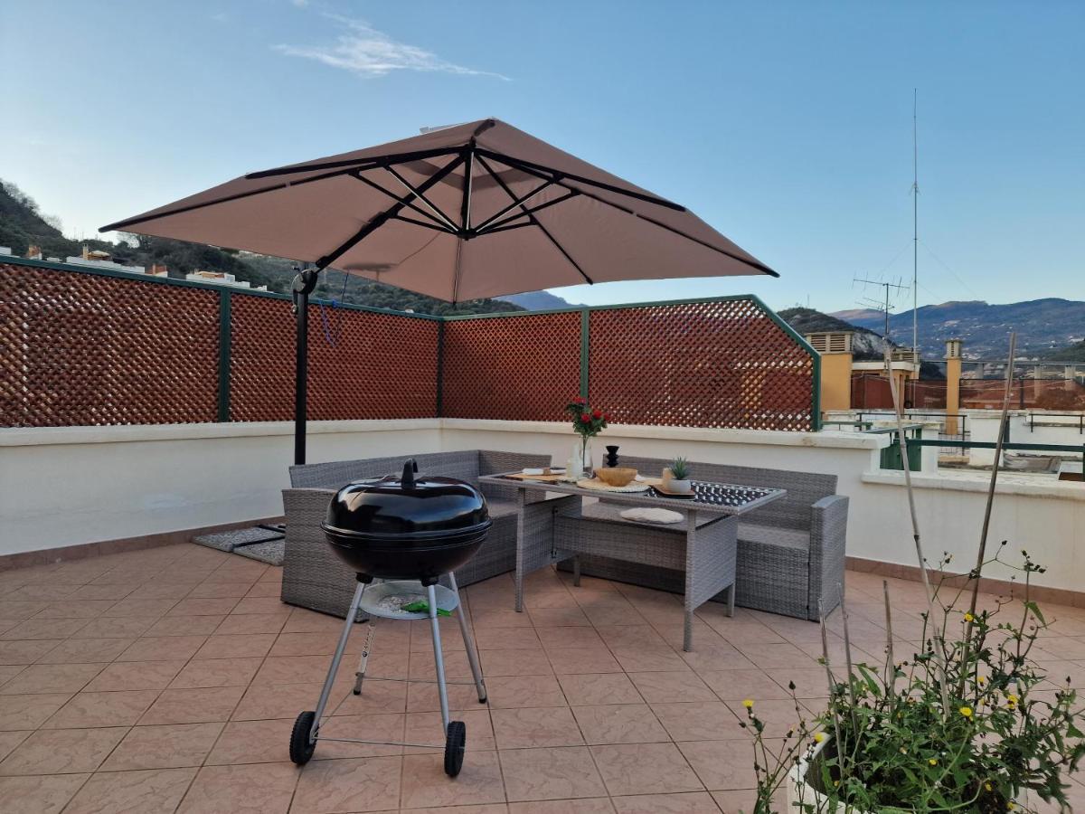 Apartament 650 Metri Dal Mare - Wifi - Terrazzo - Piscina - A/C Pietra Ligure Zewnętrze zdjęcie